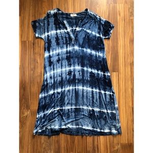 Nesting Olive Gorgeous Blue Tie Die House Dress